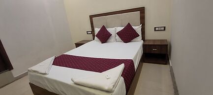 Hotel Blue Sky Residency