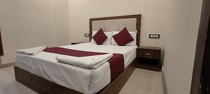 Hotel Blue Sky Residency