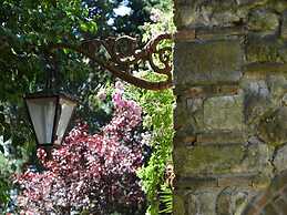 La Pergola, Holiday Home in Tuscany on the Hill and Near the Sea, for 