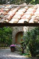 La Pergola, Holiday Home in Tuscany on the Hill and Near the Sea, for 