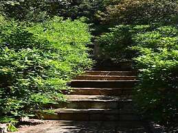 La Pergola, Holiday Home in Tuscany on the Hill and Near the Sea, for 