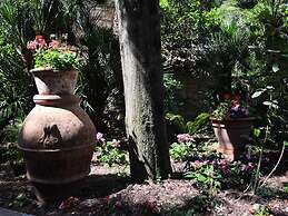 La Pergola, Holiday Home in Tuscany on the Hill and Near the Sea, for 