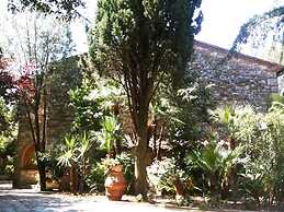 La Pergola, Holiday Home in Tuscany on the Hill and Near the Sea, for 