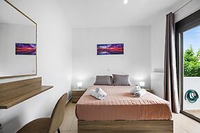 Iriana's Apartments in Center