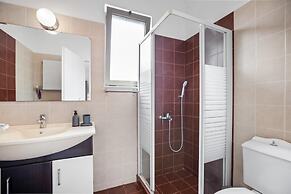 Iriana's Apartments in Center