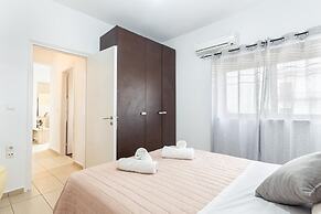 Iriana's Apartments in Center