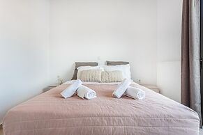 Iriana's Apartments in Center