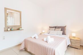 Iriana's Apartments in Center