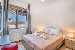 Iriana's Apartments in Center