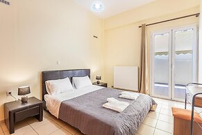 Neva s House in Chania