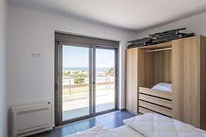 Kayzo Luxury Apartment With Pool