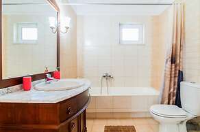 Soko Guest House in Astratigos