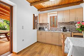 Maria s House With View in Kambos