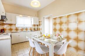 Ortansia House Near the Sea