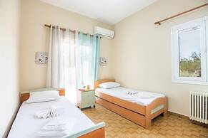 Ortansia House Near the Sea