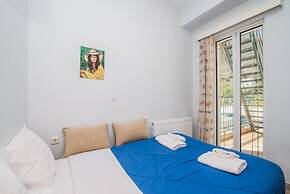 Leonidas House With Sea View