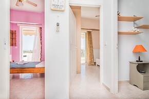 Leonidas House With Sea View