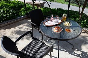 Peroulakis Traditional House