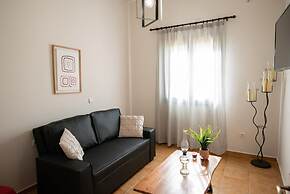 Peroulakis Traditional House