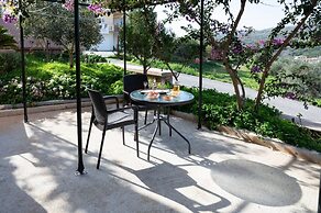 Peroulakis Traditional House