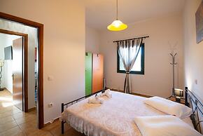 Peroulakis Traditional House