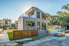 Park-view Pool Villa