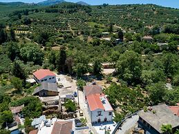 Panethimos House in Nature