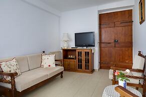 Panethimos House in Nature