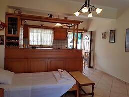 Eftihia s Traditional House