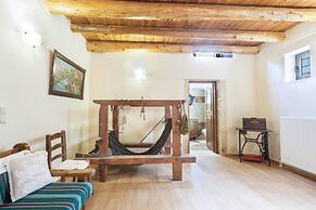 Traditional Stone House Rafael