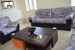 Ilias Villa IN Chania