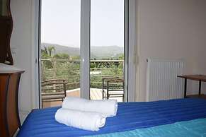 Ilias Villa IN Chania