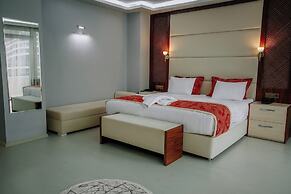 Cevaher Hotel & Suites