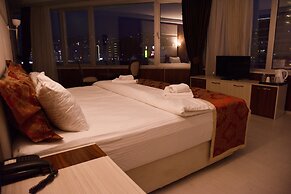 Cevaher Hotel & Suites