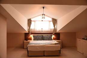 Cevaher Hotel & Suites