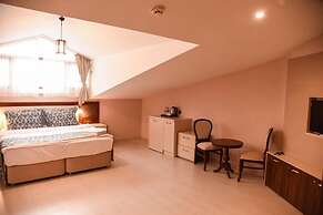 Cevaher Hotel & Suites