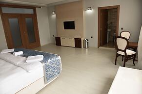 Cevaher Hotel & Suites