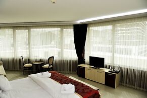 Cevaher Hotel & Suites