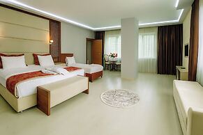 Cevaher Hotel & Suites