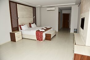 Cevaher Hotel & Suites