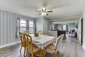 Cozy Charlotte Home w/ Fire Pit ~ 6 Mi to Uptown!