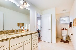 Spacious South Bend Home - Walk to Notre Dame!