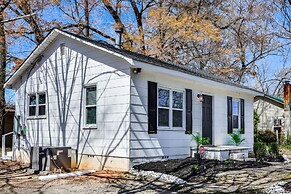 Updated Jamestown Home - 5 Mi to Hpu!