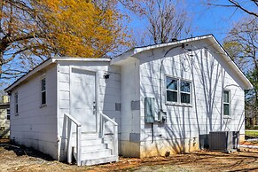 Updated Jamestown Home - 5 Mi to Hpu!