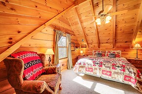 Cozy Family Cabin w/ Hot Tub - 10 Mi to App State!
