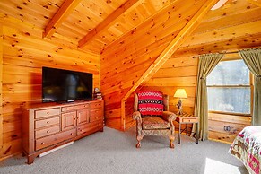 Cozy Family Cabin w/ Hot Tub - 10 Mi to App State!