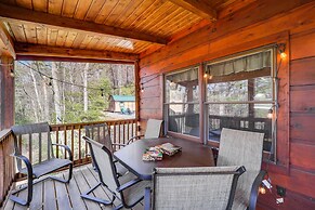 Cozy Family Cabin w/ Hot Tub - 10 Mi to App State!