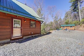 Cozy Family Cabin w/ Hot Tub - 10 Mi to App State!