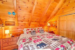 Cozy Family Cabin w/ Hot Tub - 10 Mi to App State!