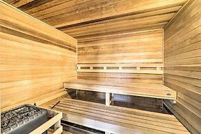 Balcony + Views: Sugar Mountain Haven!